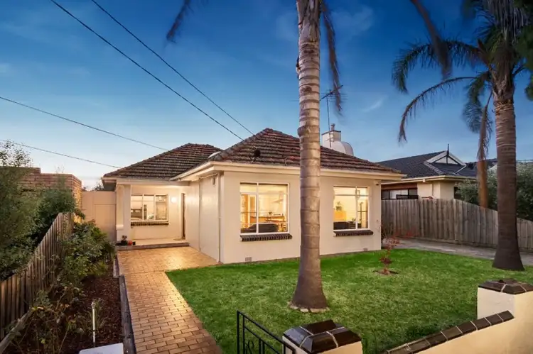 9 Sapphire Street, Preston VIC 3072