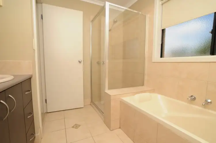 Sixth view of Homely house listing, 7 Montgomery Crt, Wangaratta VIC 3677