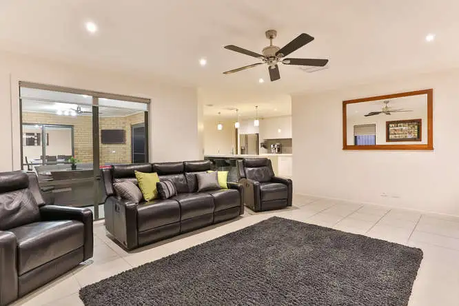 Fifth view of Homely house listing, 595 Koorlong Avenue, Irymple VIC 3498