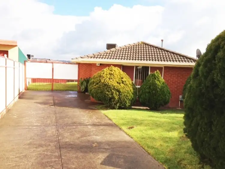 1/9 Dutton Court, Meadow Heights VIC 3048