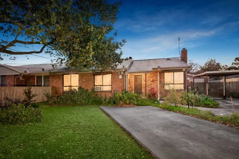 Main view of Homely house listing, 10 Daphne Crescent, Bellfield VIC 3081