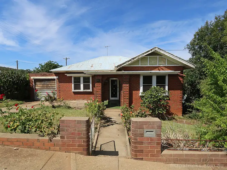 26 Sunshine Avenue, Turvey Park NSW 2650