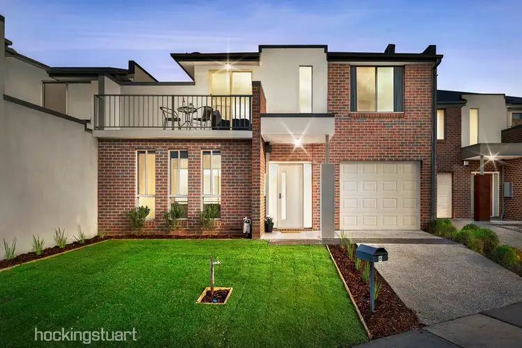 8 East Cornhill Drive, Point Cook VIC 3030