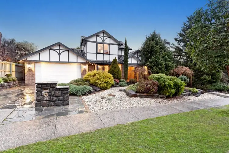 22 Calendonia Drive, Eltham North VIC 3095