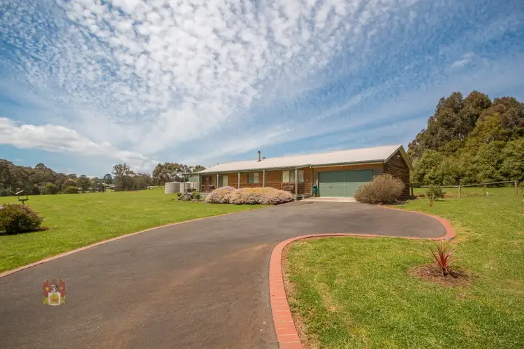 140 Kings Road, Kinglake West VIC 3757