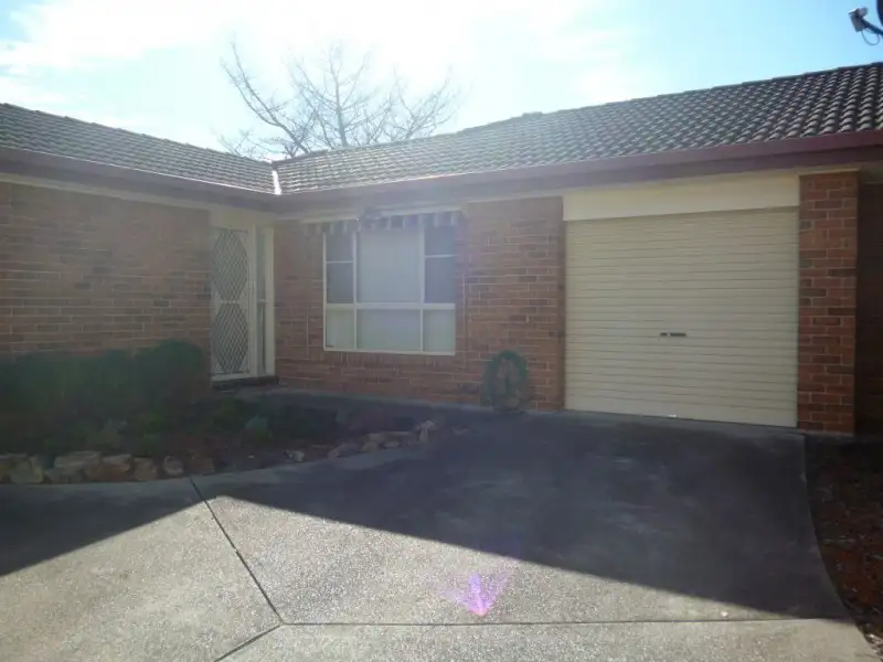 Main view of Homely unit listing, 2/25 Eskdale Drive, Raymond Terrace NSW 2324