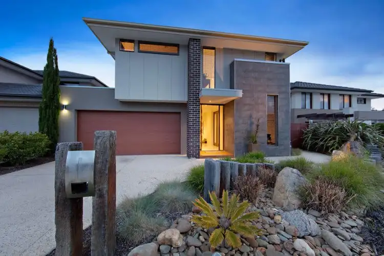 Second view of Homely house listing, 7 Ravensbourne Court, Sandhurst VIC 3977