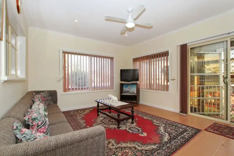 Seventh view of Homely house listing, 1 Kingsley Court, Thomastown VIC 3074