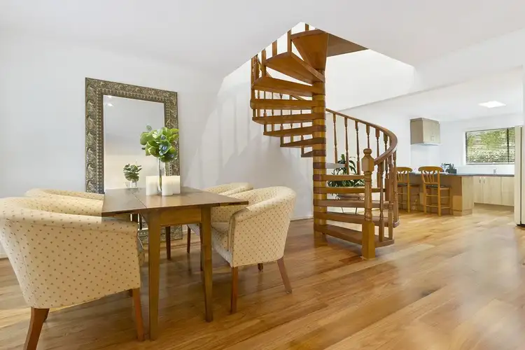 Second view of Homely house listing, 17 Tilson Drive, Vermont VIC 3133