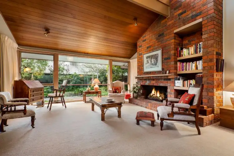 Third view of Homely house listing, 2 Delmuir Close, Eltham VIC 3095