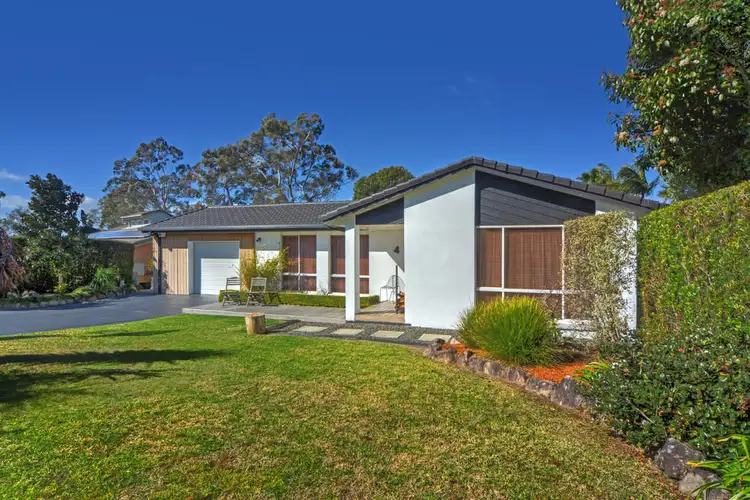 4 Lucas Street