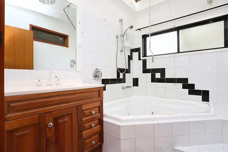 Fifth view of Homely house listing, 33 Lincoln Street, Sunshine North VIC 3020