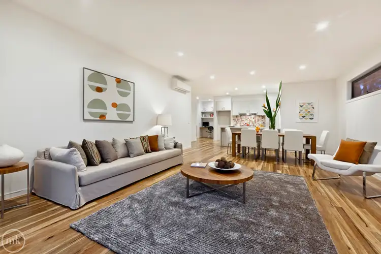 Third view of Homely unit listing, 2/15 Greenwood Street, Briar Hill VIC 3088