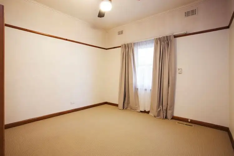 Fifth view of Homely house listing, 1/12 Hull Street, Bentleigh East VIC 3165