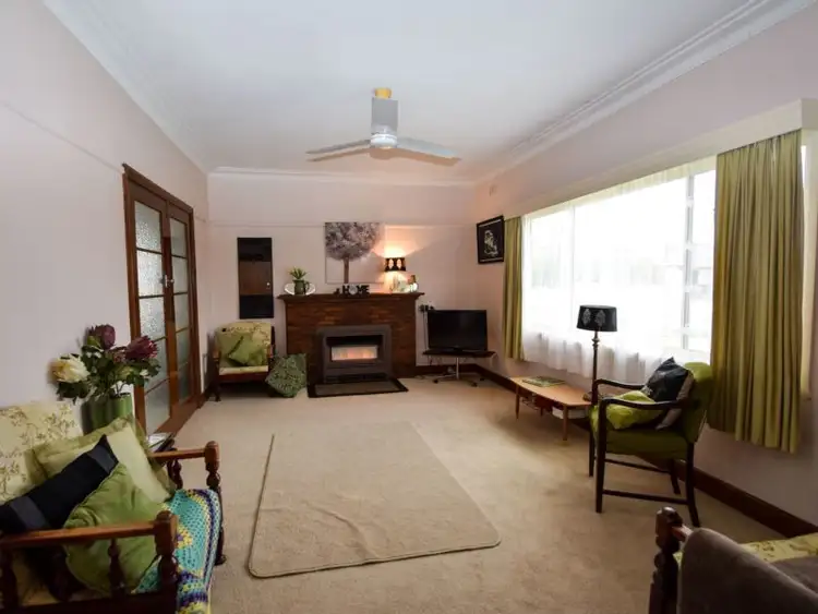 Second view of Homely house listing, 2 Burke & Wills Place, Wangaratta VIC 3677