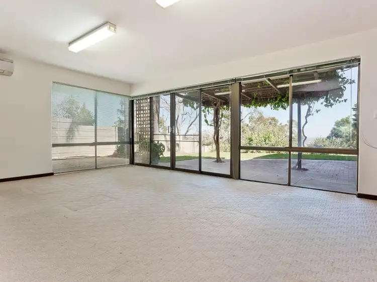 Seventh view of Homely house listing, 5 Narran Place, Swan View WA 6056