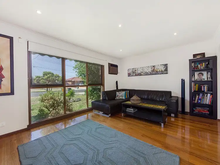Second view of Homely house listing, 25 Pottenger Way, St Albans VIC 3021