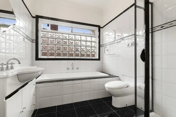 Sixth view of Homely house listing, 16 Harding Street, Bentleigh VIC 3204