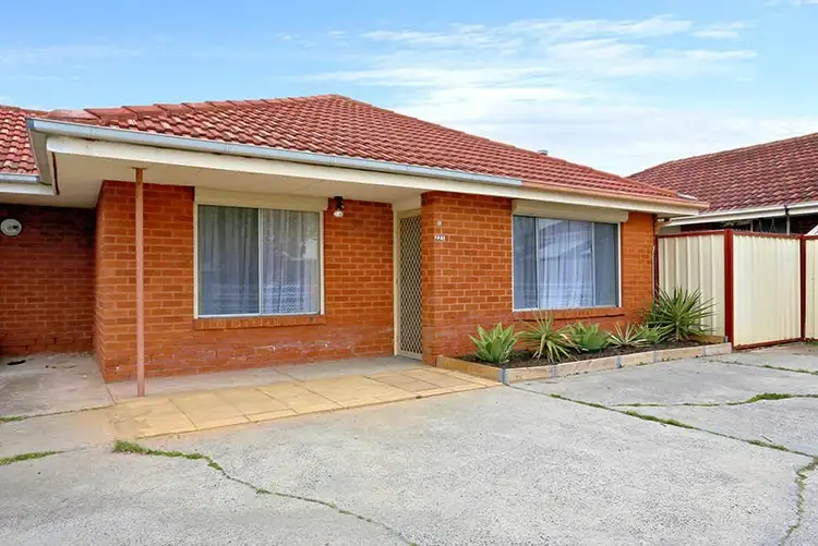 6/221 Main Road East, St Albans VIC 3021