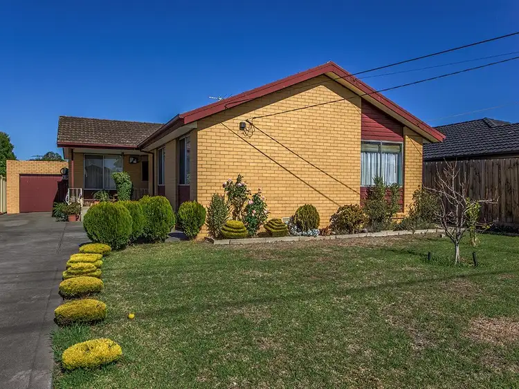 Second view of Homely house listing, 21 Annetta Court, Albanvale VIC 3021