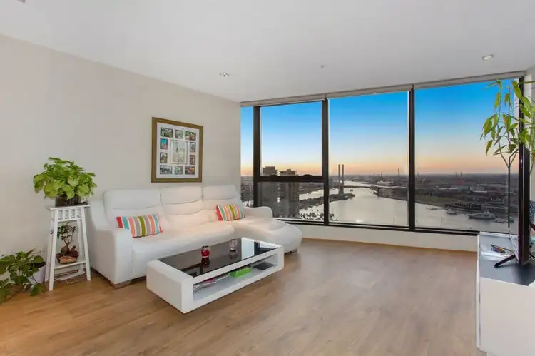 3202/100 Harbour Esplanade, Docklands VIC 3008