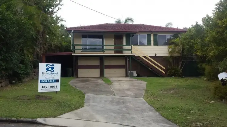4 Lee Court, Everton Hills QLD 4053