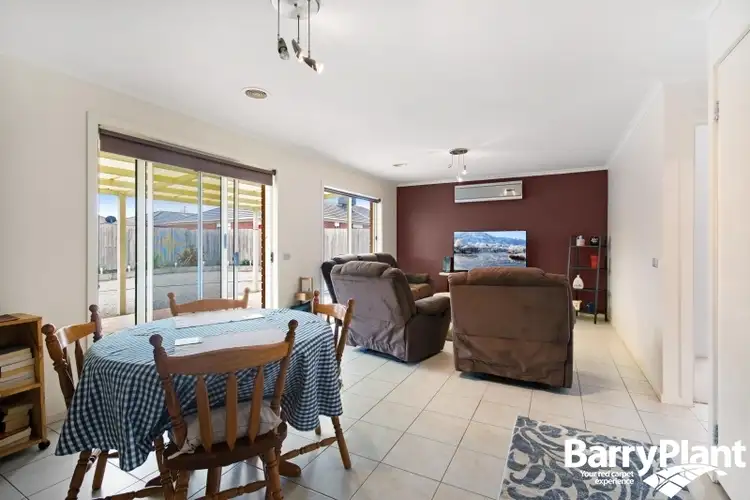 Fifth view of Homely house listing, 8 O'Reilly Court, Sunbury VIC 3429
