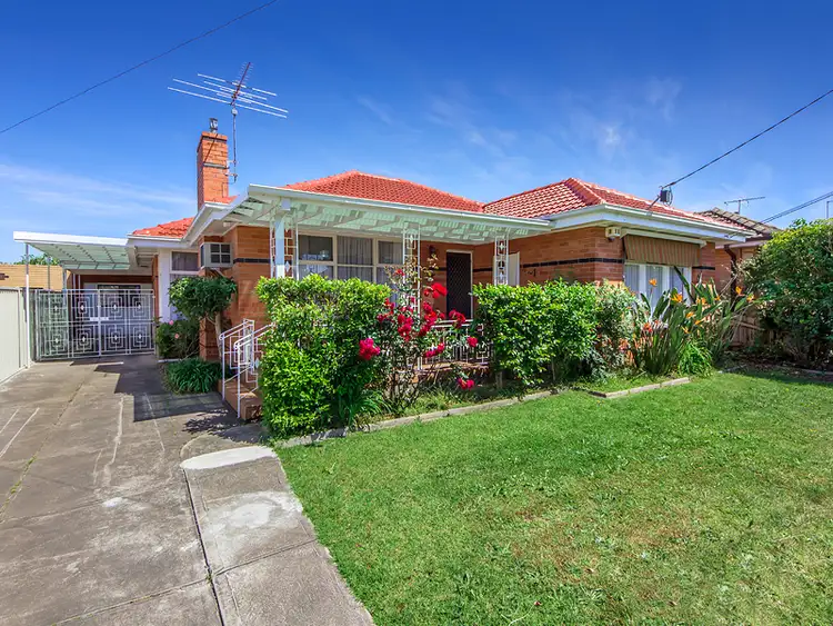 53 Stradbroke Drive, St Albans VIC 3021