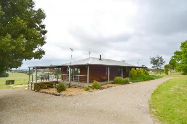 39 Morris Road, Ross Creek VIC 3351