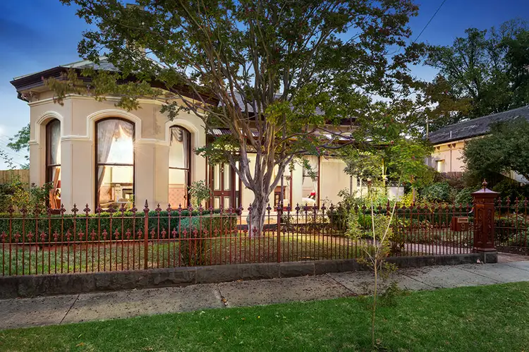 9 Latham Street, Ivanhoe VIC 3079