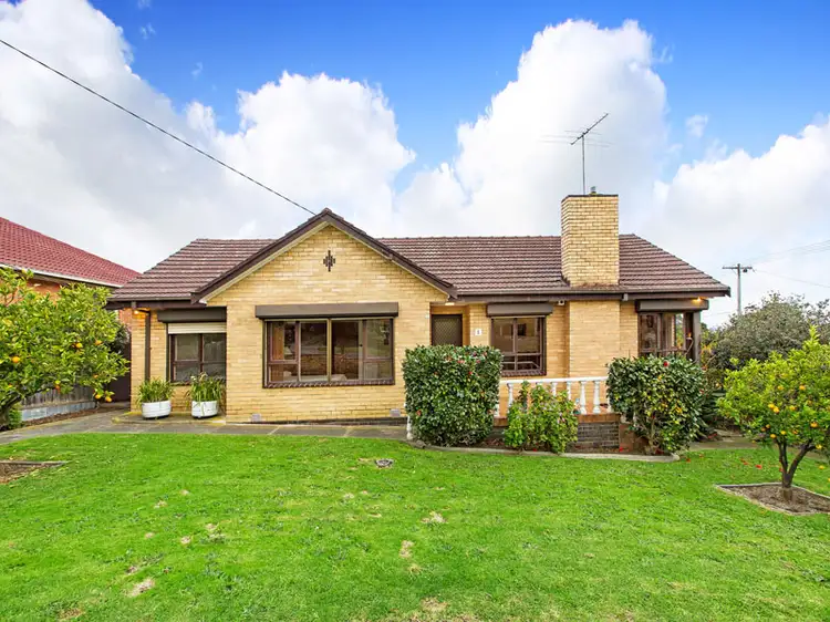 Main view of Homely house listing, 1 Vista Avenue, Mount Waverley VIC 3149