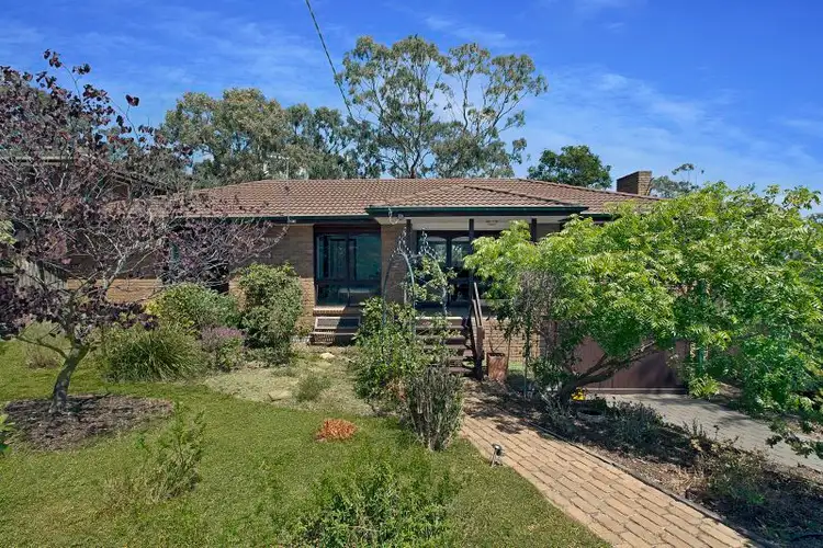 11 Club Parade, Kilmore VIC 3764