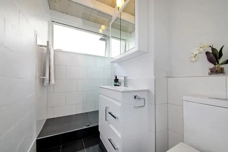 Fourth view of Homely apartment listing, 1/60 Chomley Street, Prahran VIC 3181