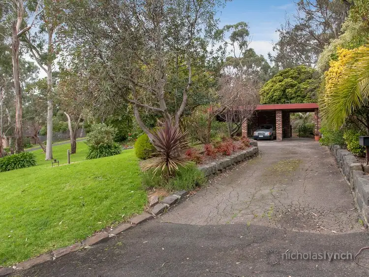 16 Mather Road, Mount Eliza VIC 3930