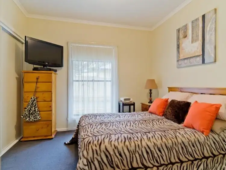 Sixth view of Homely house listing, Unit 2/3 Maldon Road, Castlemaine VIC 3450