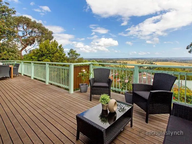 14 Brighton Crescent, Mount Eliza VIC 3930