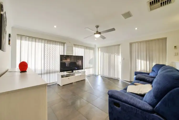 Fifth view of Homely house listing, 8 Quondong Close, Kenwick WA 6107