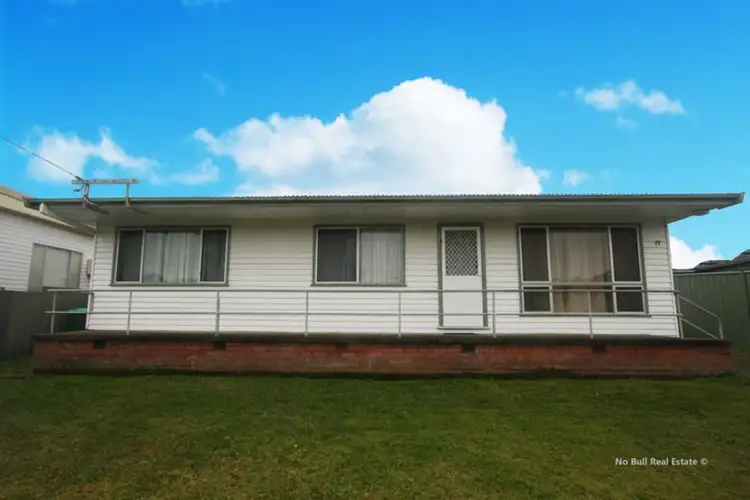 77 Seaham Street, Holmesville NSW 2286