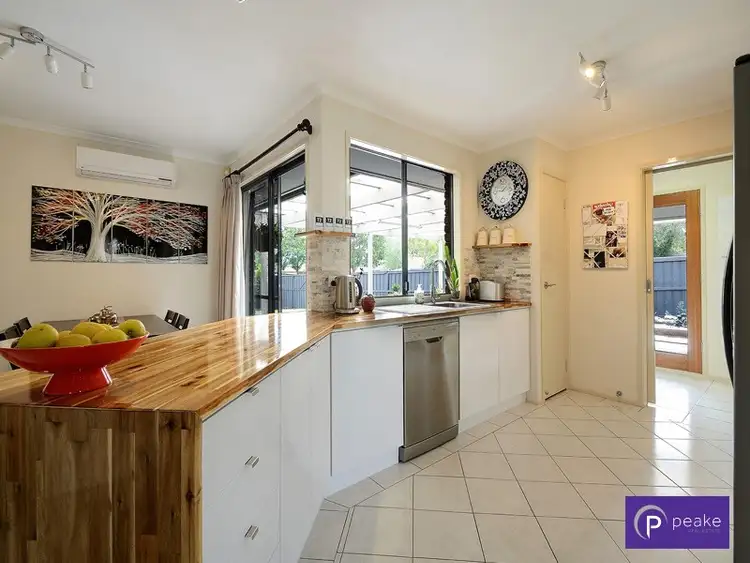 Sixth view of Homely house listing, 8 Moloney Court, Berwick VIC 3806