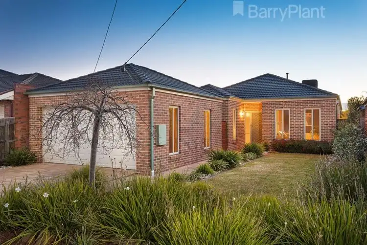 12 Birkett Court, Altona Meadows VIC 3028