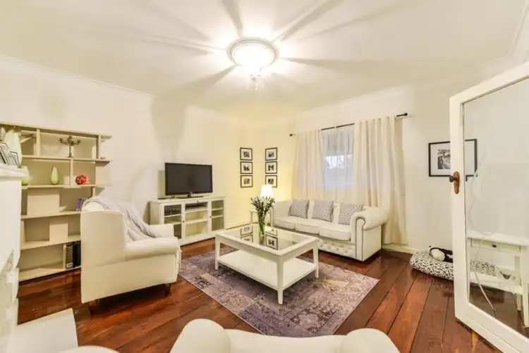 55 Redcliffe Street, East Cannington WA 6107