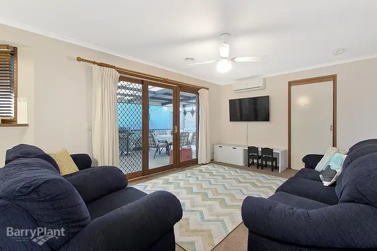 Fifth view of Homely house listing, 7 Cooney Close, Berwick VIC 3806
