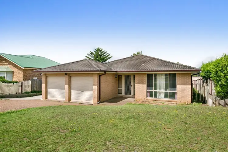 Second view of Homely house listing, 29 Clayton Crescent, Rutherford NSW 2320