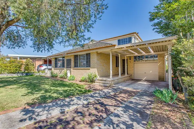 Main view of Homely house listing, 28 Pasadena Cres, Beresfield NSW 2322