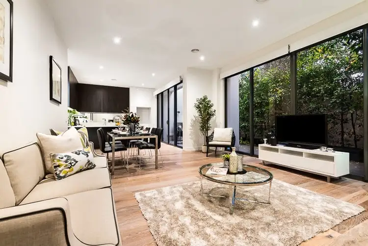 Fourth view of Homely townhouse listing, 2/10 Vincent Street, Brighton East VIC 3187