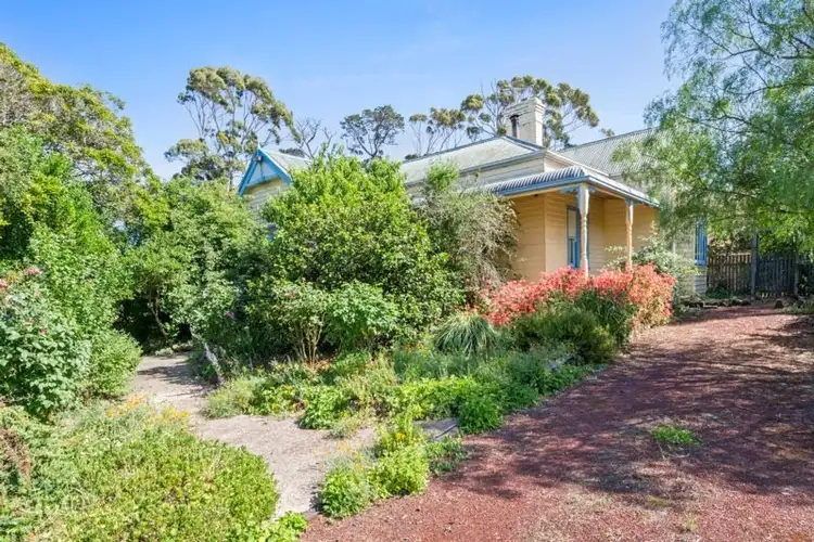 1088 Corangamite Lake Road, Alvie VIC 3249