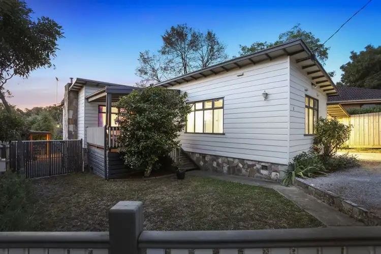 8 Harrison Street, Ringwood VIC 3134