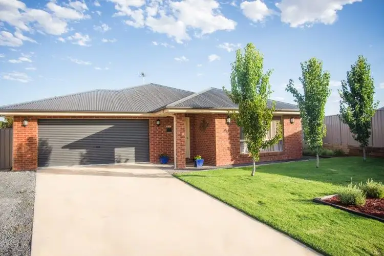 8 Glenda Court, Robinvale VIC 3549