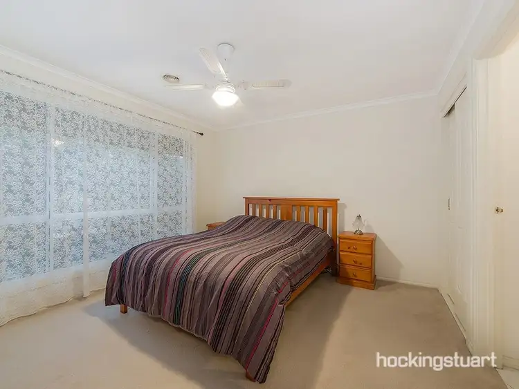 Sixth view of Homely house listing, 7 Emerald Court, Caroline Springs VIC 3023
