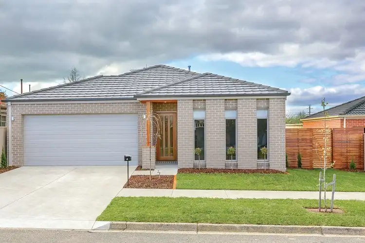 4 Kirk Street, Wendouree VIC 3355